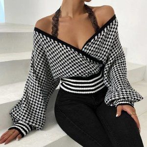 Halter Neck Lace detailed Batwing Sleeve knit Sweater top